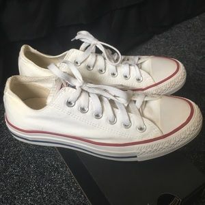 White low top converse